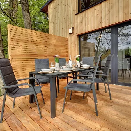 度假居 Riverside *