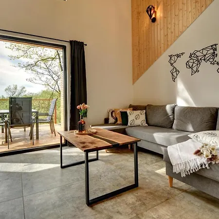 Riverside 度假居 *